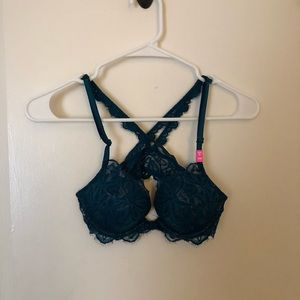 Cross back push up bra